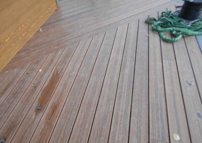 New composite decking with concealed fasteners